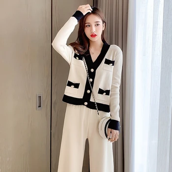 2020 Women's Autumn Casual Knitting Suits Elegant V Neck Long-sleeve Loose Knitted Sweater Crop Tops Wide-leg Ankle-length Pants
2020 Women's Autumn Casual Knitting Suits Elegant V Neck Long-sleeve Loose Knitted Sweater Crop Tops Wide-leg Ankle-length Pants