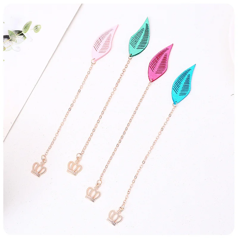 Creative Leaf Metal Pendant Bookmark Cute Exquisite Pendant Bookmark Student Stationery Portable Pendant School Supplies
Creative Leaf Metal Pendant Bookmark Cute Exquisite Pendant Bookmark Student Stationery Portable Pendant School Supplies