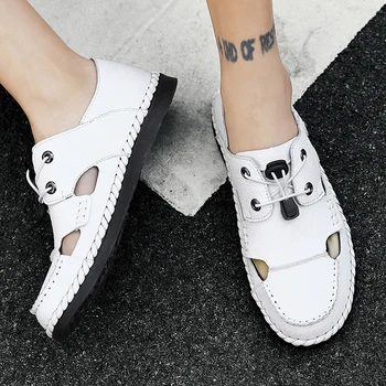 Summer Men Casual Shoes Outdoor Beach Sapatos Light Comfortable Soft Leather Sandals Classic Hot Sale Breathable Male Zapatos
Summer Men Casual Shoes Outdoor Beach Sapatos Light Comfortable Soft Leather Sandals Classic Hot Sale Breathable Male Zapatos