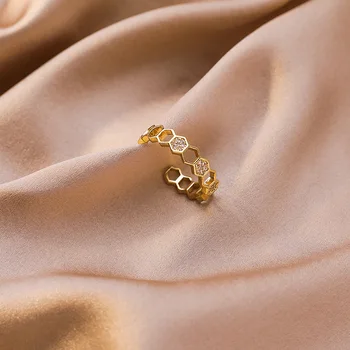 2020 Korean New Exquisite Fashion Opening Ring Temperament Simple Versatile Small Ring Elegant Ladies Banquet Jewelry 
2020 Korean New Exquisite Fashion Opening Ring Temperament Simple Versatile Small Ring Elegant Ladies Banquet Jewelry