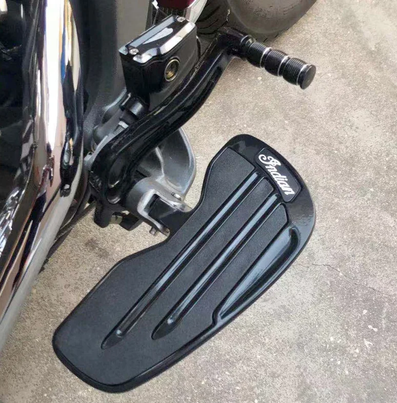 Customized for Indian Scout 2015-2018 1 pair of pedals 1 brake and 1 speed selector 2 covers
Customized for Indian Scout 2015-2018 1 pair of pedals 1 brake and 1 speed selector 2 covers