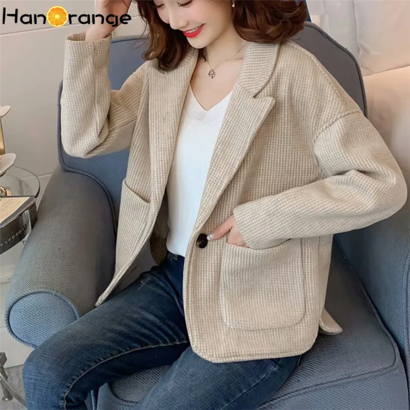 Loose Casual Plaid Short Woolen Coat Cocoon Women 2020 Spring Autumn Drop Shoulder Small Blazer Jacket
Loose Casual Plaid Short Woolen Coat Cocoon Women 2020 Spring Autumn Drop Shoulder Small Blazer Jacket