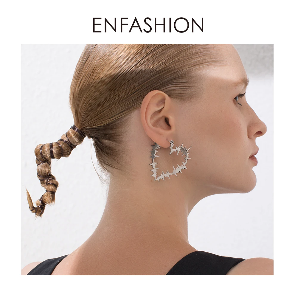 ENFASHION Heart Wave Hoop Earrings For Women Accessories Gold Color Heartbeat Hoops Earings Fashion Jewelry Oorbellen E191126
ENFASHION Heart Wave Hoop Earrings For Women Accessories Gold Color Heartbeat Hoops Earings Fashion Jewelry Oorbellen E191126