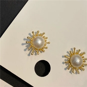 MENGJIQIAO New Fashion Vintage Elegant Pearl Ball Stud Earrings For Women Korean Cute Wedding Boucle D'oreille Metal Jewelry
MENGJIQIAO New Fashion Vintage Elegant Pearl Ball Stud Earrings For Women Korean Cute Wedding Boucle D'oreille Metal Jewelry