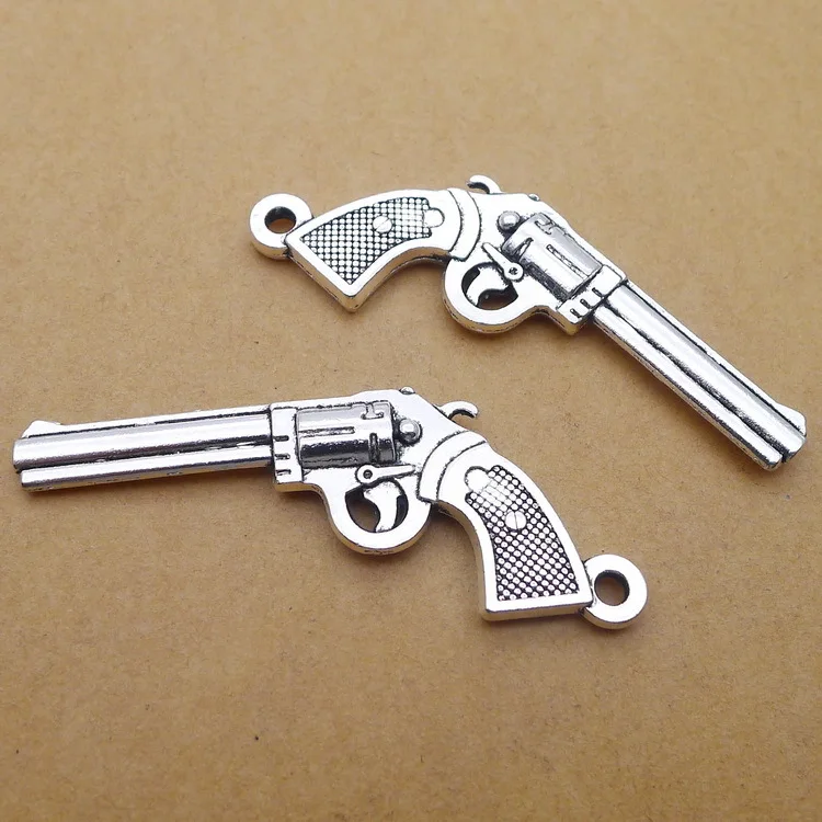 2 pieces/lot 56*24mm Gun Pistol Handgun Roscoe Charm Pendant Bracelet Key chain Antique silver color Metal alloy accessory DIY
2 pieces/lot 56*24mm Gun Pistol Handgun Roscoe Charm Pendant Bracelet Key chain Antique silver color Metal alloy accessory DIY