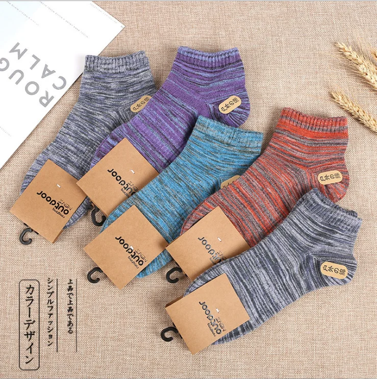Spring and summer short tube men's boat socks pure cotton color matching low top light mouth sports outdoor all cotton socks
Spring and summer short tube men's boat socks pure cotton color matching low top light mouth sports outdoor all cotton socks