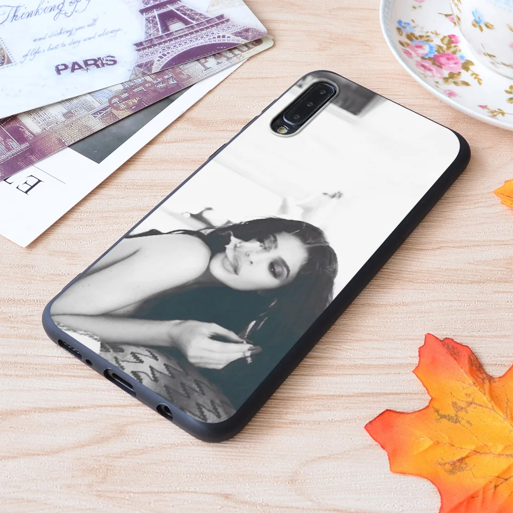 Kylie Jenner Monochrome Chilling Print Soft Silicone Matt Case For Samsung Galaxy S Note and Galaxy A
Kylie Jenner Monochrome Chilling Print Soft Silicone Matt Case For Samsung Galaxy S Note and Galaxy A