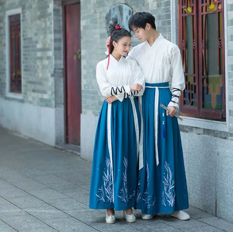 Couples Hanfu Chinese Ancient Vintage Fantasia Adult Carnival Cosplay Costume Fancy Dress Hanfu Outfit For Men&Women Plus Size
Couples Hanfu Chinese Ancient Vintage Fantasia Adult Carnival Cosplay Costume Fancy Dress Hanfu Outfit For Men&Women Plus Size