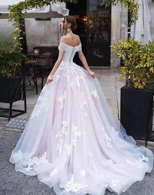 gali-karten-2019-classy-a-line-wedding-dresses-off-the-shoulder-lace-tulle-bridal-gowns-wedding-gowns-court-train-lace-up-vestidos-de-novia (1)_副本