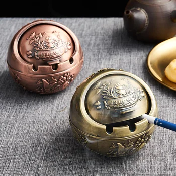 Ashtray with Lid Windproof Creative Chic European Retro Ashtray Cigarette Butt Container Desktop Decor for Office Bar Home
Ashtray with Lid Windproof Creative Chic European Retro Ashtray Cigarette Butt Container Desktop Decor for Office Bar Home