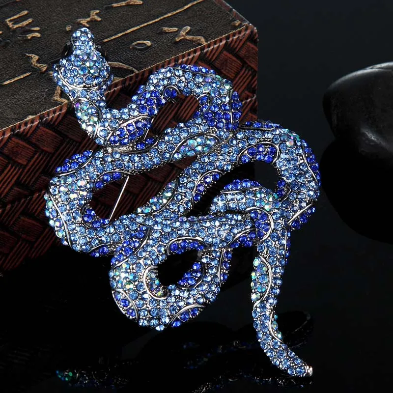 Zlxgirl vintage Rhinestone crystal snake brooch Pendant jewelry men new year gifts fashion Christmas women's wedding Scarf pins
Zlxgirl vintage Rhinestone crystal snake brooch Pendant jewelry men new year gifts fashion Christmas women's wedding Scarf pins