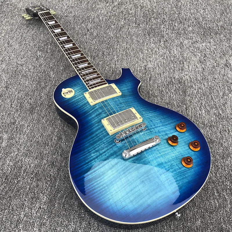 2019 High quality 6 String Electric Guitar, Mahogany body With Flamed Maple Top,Blue paint paint,free shipping
2019 High quality 6 String Electric Guitar, Mahogany body With Flamed Maple Top,Blue paint paint,free shipping
