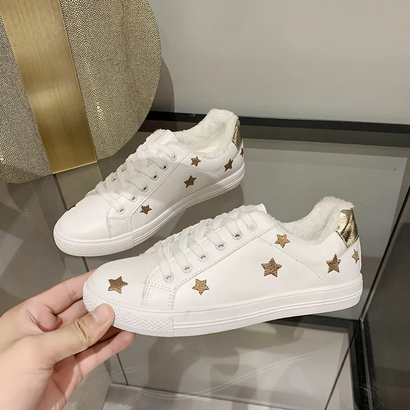 Korean-style Small Bee Shoes Women's 2019 Autumn New Style INS Super Fire Flat Students White Shoes plus Velvet Shoes
Korean-style Small Bee Shoes Women's 2019 Autumn New Style INS Super Fire Flat Students White Shoes plus Velvet Shoes