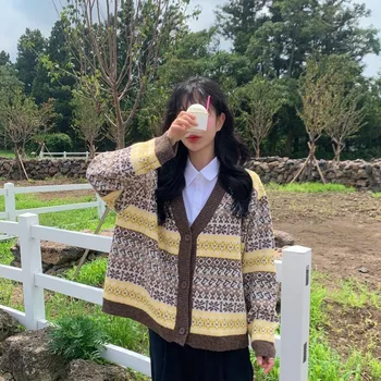 Knitted Sweater For Women 2020 Autumn Winter Female Coat V-neck Lazy Style Loose Elegant Leisure Casual All Match Sweet
Knitted Sweater For Women 2020 Autumn Winter Female Coat V-neck Lazy Style Loose Elegant Leisure Casual All Match Sweet