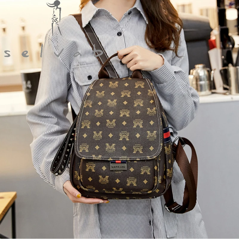 Women's bag new Korean version of the wild fashion college trend trend backpack hot street bag large capacity luxury backpack 
Women's bag new Korean version of the wild fashion college trend trend backpack hot street bag large capacity luxury backpack