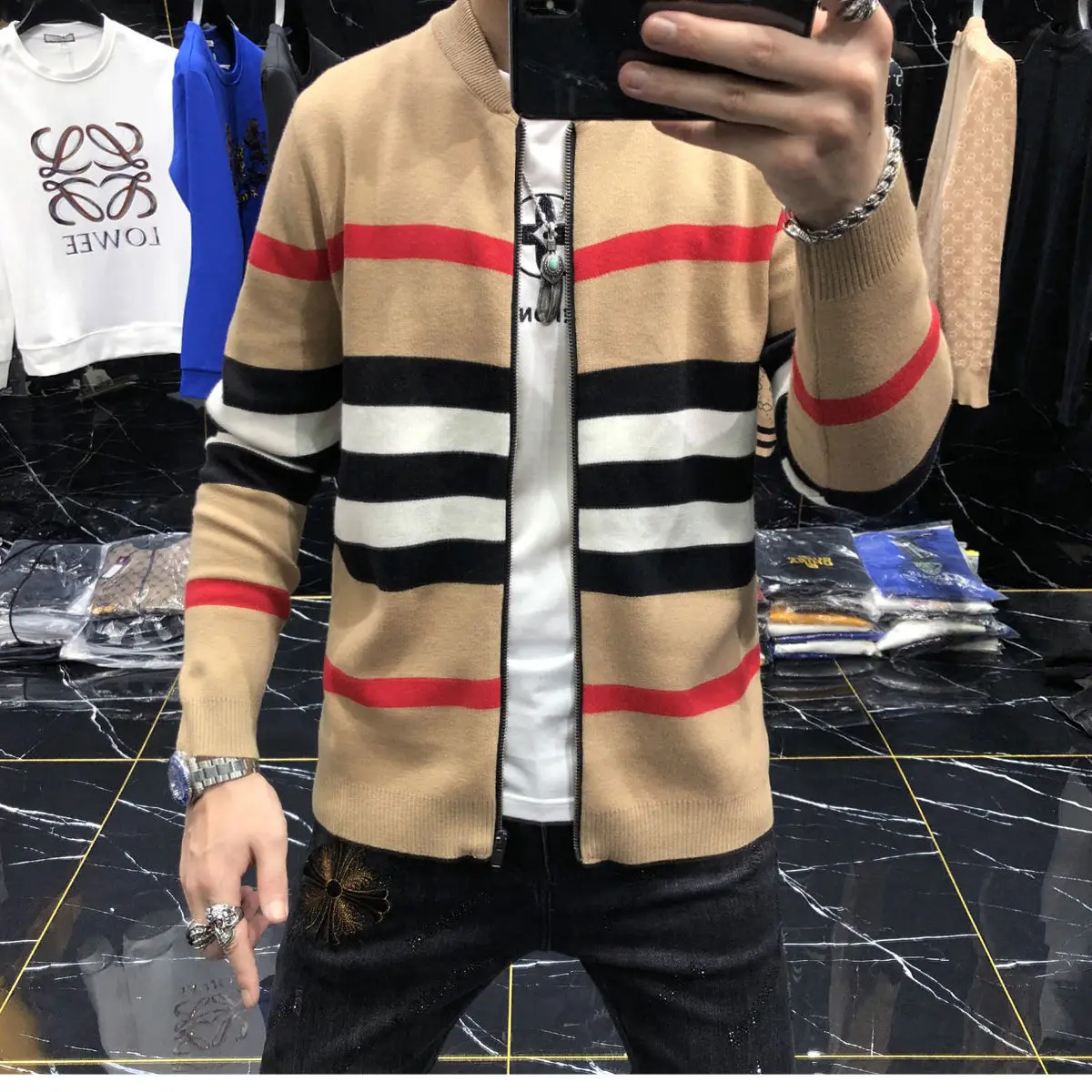 2020 Men Sweater New Cardigan Knitted Coat Male Autumn Sweater Male Trendy Tops 
2020 Men Sweater New Cardigan Knitted Coat Male Autumn Sweater Male Trendy Tops