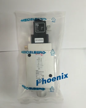 Phoenix 61.184.1191 solenoid valve For SM102 CD102 PM52 SM74 offset printing machine oringinal and new
Phoenix 61.184.1191 solenoid valve For SM102 CD102 PM52 SM74 offset printing machine oringinal and new