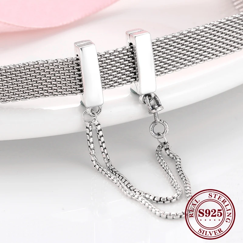 2020 Fashion 925 Sterling Silver Square Clips Safety Chain Beads Fit Original Reflection Clip Charm Bracelet DIY Jewelry
2020 Fashion 925 Sterling Silver Square Clips Safety Chain Beads Fit Original Reflection Clip Charm Bracelet DIY Jewelry