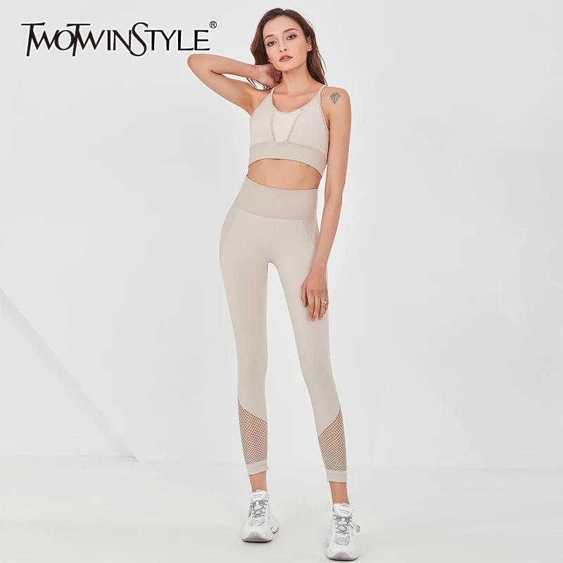 TWOTWINSTYLE Printed sets For Women Square Collar Vest High Waist Pants Sporting Minimalist Two Piece Set Female 2020 Fall New
TWOTWINSTYLE Printed sets For Women Square Collar Vest High Waist Pants Sporting Minimalist Two Piece Set Female 2020 Fall New