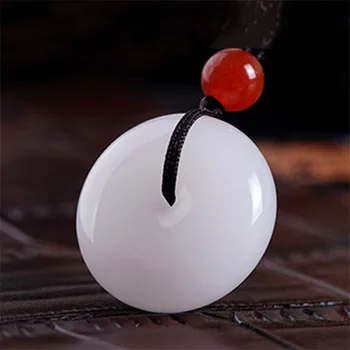 Natural Xinjiang Hetian Jade Pendant Necklace
Natural Xinjiang Hetian Jade Pendant Necklace