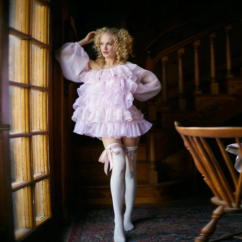 Новое поступление, милое розовое шифоновое платье с оборками в несколько рядов, одежда для вечеринки для девочек, Короткое мини-платье, платье с длинными рукавами и оборками на заказ
Новое поступление, милое розовое шифоновое платье с оборками в несколько рядов, одежда для вечеринки для девочек, Короткое мини-платье, платье с длинными рукавами и оборками на заказ