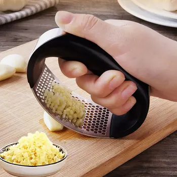 304 Stainless Steel Arc-Shaped Garlic Press Household Manual Garlic Garlic Kitchen Ring Pressure Garlic Multi-Function Garlic
304 Stainless Steel Arc-Shaped Garlic Press Household Manual Garlic Garlic Kitchen Ring Pressure Garlic Multi-Function Garlic
