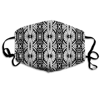 Black And White print Dustproof and windproof mask, washable and reusable, suitable for outdoor sports 
Black And White print Dustproof and windproof mask, washable and reusable, suitable for outdoor sports