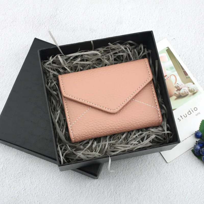 Crocodile Print Gift Box Simple Black Birthday Packing Box Creative Box Wedding Companion Gift Box Valentine's Day Gifts Box
Crocodile Print Gift Box Simple Black Birthday Packing Box Creative Box Wedding Companion Gift Box Valentine's Day Gifts Box