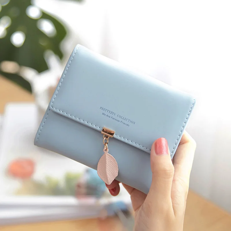 Litthing Women PU leather Short Wallet Female Leaf Coin Purse Purse Money Bag Vintage Card Holders Womens Small Wallet Fashion
Litthing Women PU leather Short Wallet Female Leaf Coin Purse Purse Money Bag Vintage Card Holders Womens Small Wallet Fashion
