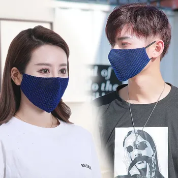 Fashion Sequin Cotton Black mouth Mask Reusable Washable Windproof mask Windproof Mouth-muffle Face masks
Fashion Sequin Cotton Black mouth Mask Reusable Washable Windproof mask Windproof Mouth-muffle Face masks