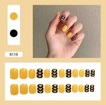 24Pcs / Set Colorful Wearable False Nails Fake Nail Stickers Waterproof Removable Full Cover Nail Art Patch 
24Pcs / Set Colorful Wearable False Nails Fake Nail Stickers Waterproof Removable Full Cover Nail Art Patch