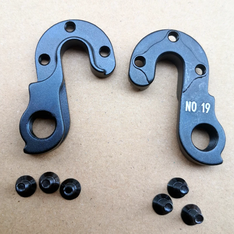 5pcs CNC Bicycle derailleur hanger MECH dropout For CANYON No.19 Grand Canyon AL 2011-2013 Nerve AM MR XC 2012 Grand Canyon CF 
5pcs CNC Bicycle derailleur hanger MECH dropout For CANYON No.19 Grand Canyon AL 2011-2013 Nerve AM MR XC 2012 Grand Canyon CF
