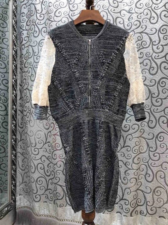 2019 Early autumn new women's round collar color stitching decoration sleeve waist zipper knitted dress 802
2019 Early autumn new women's round collar color stitching decoration sleeve waist zipper knitted dress 802