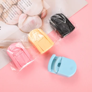 Portable Durable Eyelash Curler Plastic Eyelashes Curler Pocket Mini Cute Travel Eye Lashes Curl Tool Compact Eye Lash Curling
Portable Durable Eyelash Curler Plastic Eyelashes Curler Pocket Mini Cute Travel Eye Lashes Curl Tool Compact Eye Lash Curling