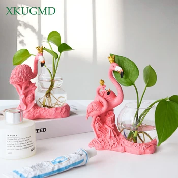 Nordic Style Ins Pink Flamingo Hydroponic Plant Bottle Decoration Resin Desktop Glass Small Vase 
Nordic Style Ins Pink Flamingo Hydroponic Plant Bottle Decoration Resin Desktop Glass Small Vase