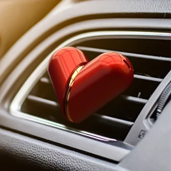 Car aromatherapy heart-shaped car inner air outlet solid balm, long lasting fragrance and deodorization
Car aromatherapy heart-shaped car inner air outlet solid balm, long lasting fragrance and deodorization
