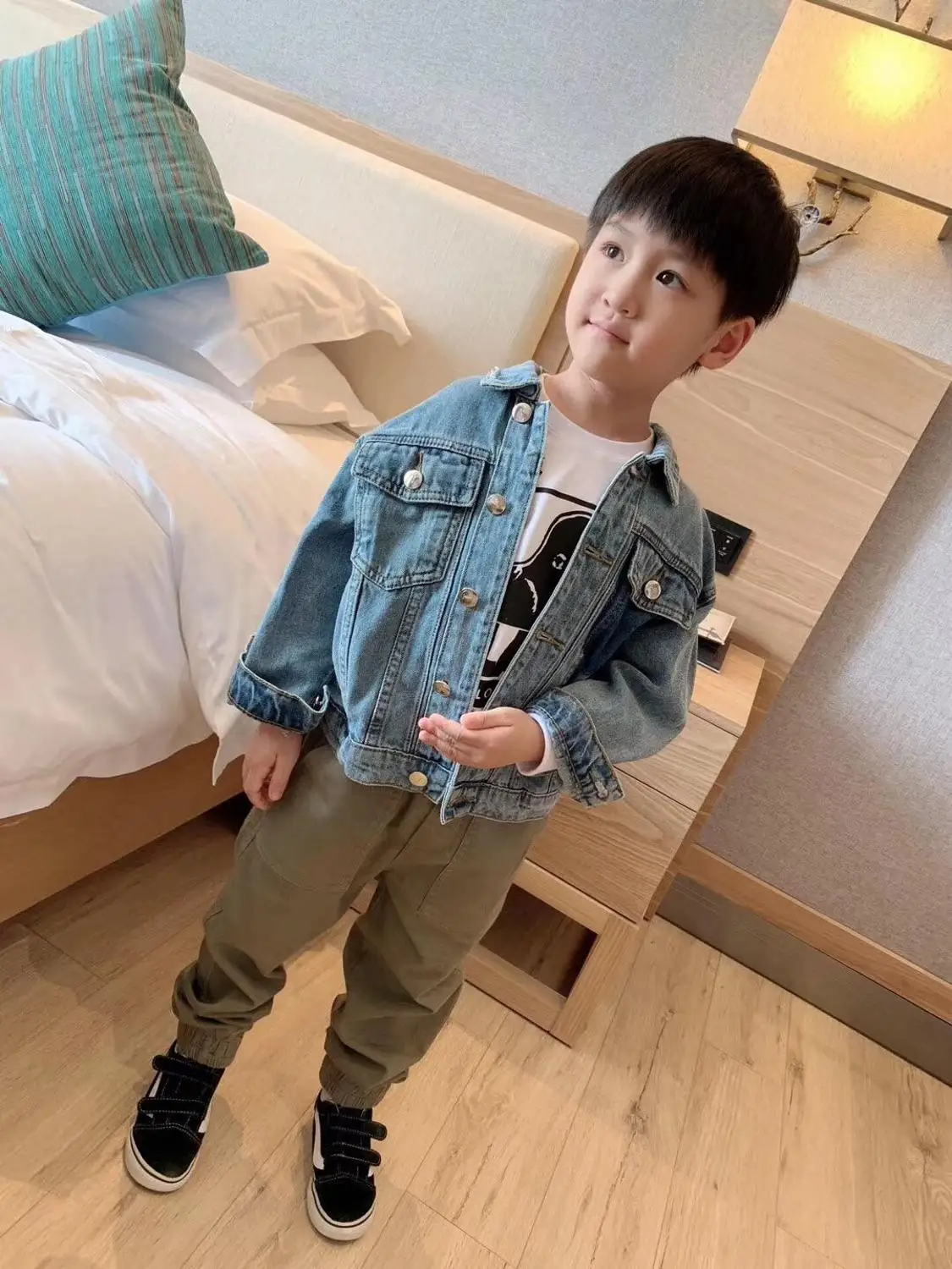 Kids Denim Jackets For Outerwear Fashion Casual Coat Clothes size 2-12 S/L Spring Autumn Clothes Presale in end August
Kids Denim Jackets For Outerwear Fashion Casual Coat Clothes size 2-12 S/L Spring Autumn Clothes Presale in end August