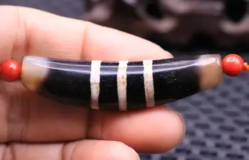 ENERGY Tibetan Old Agate 3 stripe Horn-shape Totem dZi Bead 
ENERGY Tibetan Old Agate 3 stripe Horn-shape Totem dZi Bead