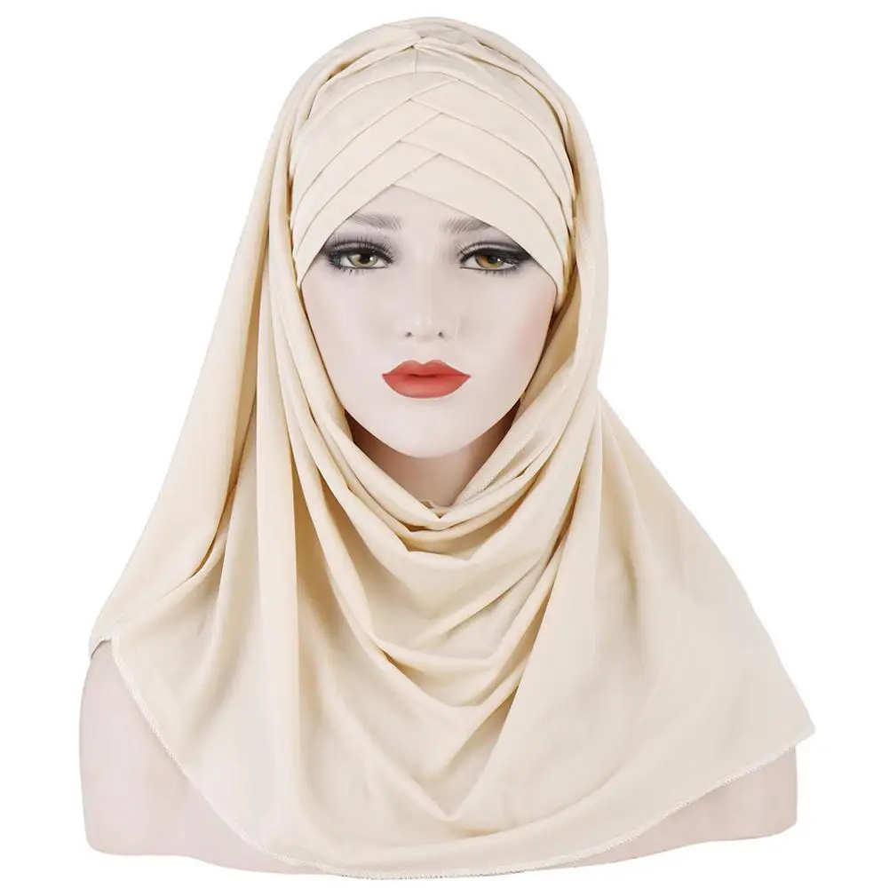 DSstyles 1 Pcs 
Fashion monochrome ethnic style Inner Style Hijabs Soild Color scarf hat one Piece Muslim hijab 
DSstyles 1 Pcs 
Fashion monochrome ethnic style Inner Style Hijabs Soild Color scarf hat one Piece Muslim hijab