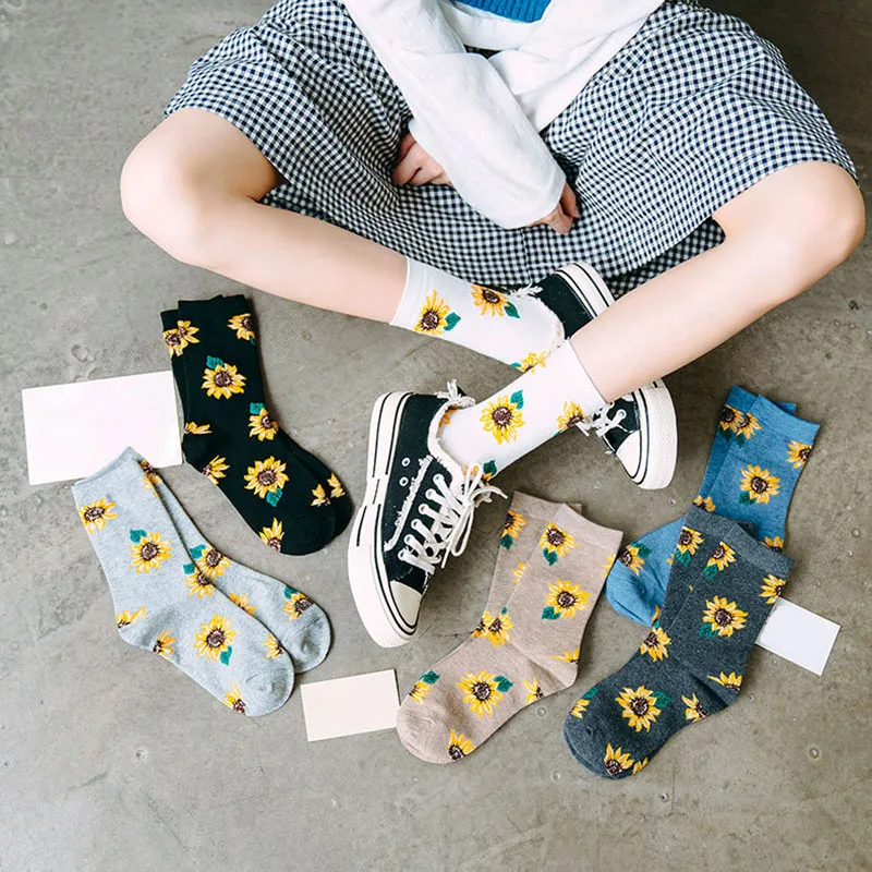 

Q Cartoon Sock For Female Keep Warm Sunflower Pattern Cotton 1Pair Crew Socks Breathable Japanese Style Mid Tube Socks Nice Gift