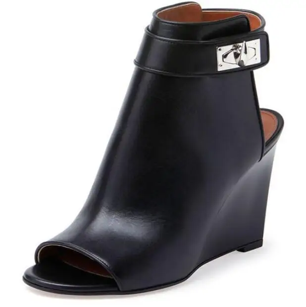Hot Selling Shark-Lock Wedge Bootie Women Black Leather Black Cut-out Ankle Boots Dress Shoes Ankle Strap Dress Shoes Plus Size
Hot Selling Shark-Lock Wedge Bootie Women Black Leather Black Cut-out Ankle Boots Dress Shoes Ankle Strap Dress Shoes Plus Size