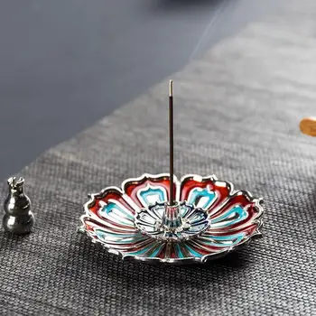 1pcs Classical Flowers Pattern Incense Burner Stick Holder Incense Base Plug Home Decoration Traditional Stick Inserted Burner
1pcs Classical Flowers Pattern Incense Burner Stick Holder Incense Base Plug Home Decoration Traditional Stick Inserted Burner