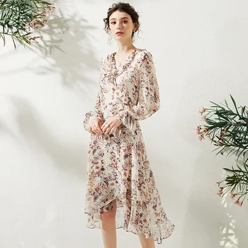 Spring Lantern Sleeve Georgette Print Irregular Dress Women V Neck Ruffles Midi Dresses Sweet vestidos Elegant Beach Dress Chic
Spring Lantern Sleeve Georgette Print Irregular Dress Women V Neck Ruffles Midi Dresses Sweet vestidos Elegant Beach Dress Chic