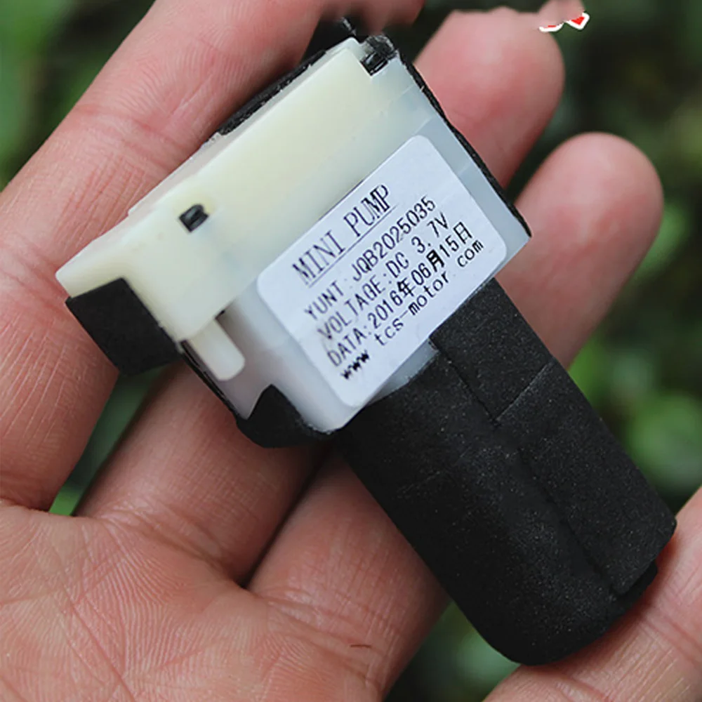 

DC 3.7V Micro 130 Motor Air Pump Small Air Pump DC 3V-6V 4.2V 5V Aquarium Fish Tank Oxygen Pump for Beauty Instrument