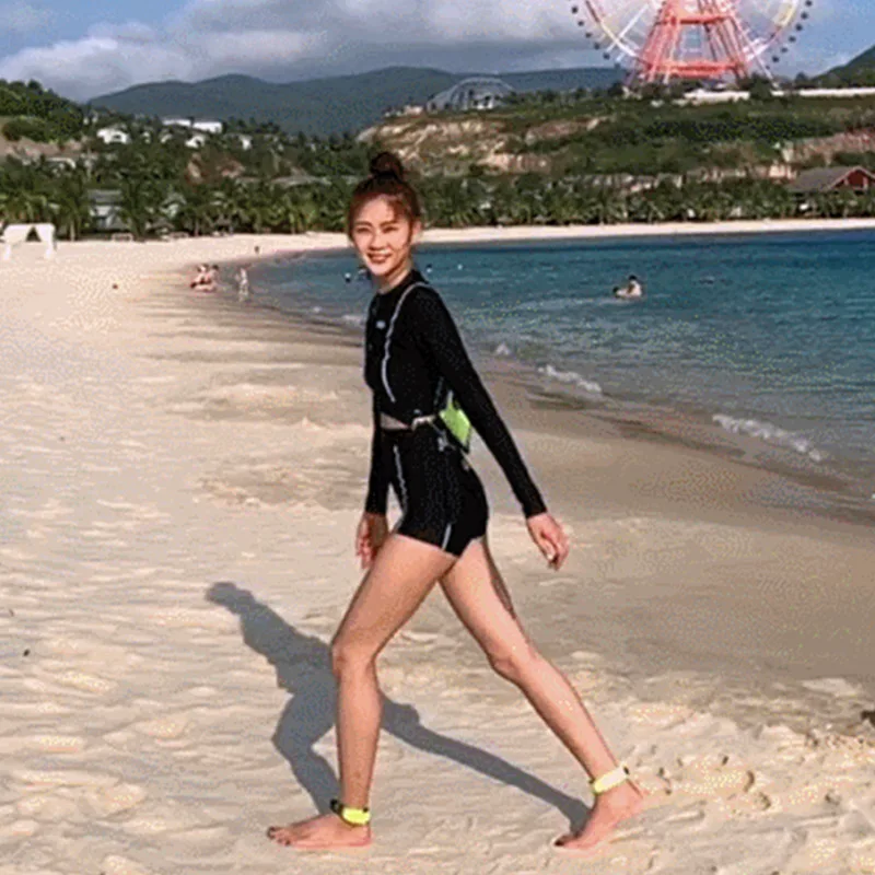 Black And White with Pattern Split Type Boxer High-waisted Long Sleeve Diving Suit Jellyfish Service Sun-resistant Slimming Bell
Black And White with Pattern Split Type Boxer High-waisted Long Sleeve Diving Suit Jellyfish Service Sun-resistant Slimming Bell
