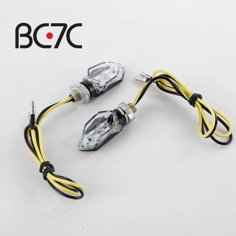Universal Motorcycle Turn Signal Light 12V 5LED Amber For Honda Harley Yamaha Kawasaki Suzuki
Universal Motorcycle Turn Signal Light 12V 5LED Amber For Honda Harley Yamaha Kawasaki Suzuki