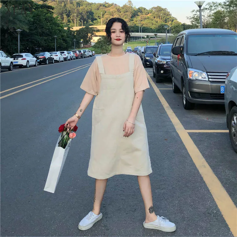 2020 New Summer Denim Strap Women Dress Korean Loose Long Chic Womens Sleeveless Vintage Pockets Students Outwear Robe Female
2020 New Summer Denim Strap Women Dress Korean Loose Long Chic Womens Sleeveless Vintage Pockets Students Outwear Robe Female