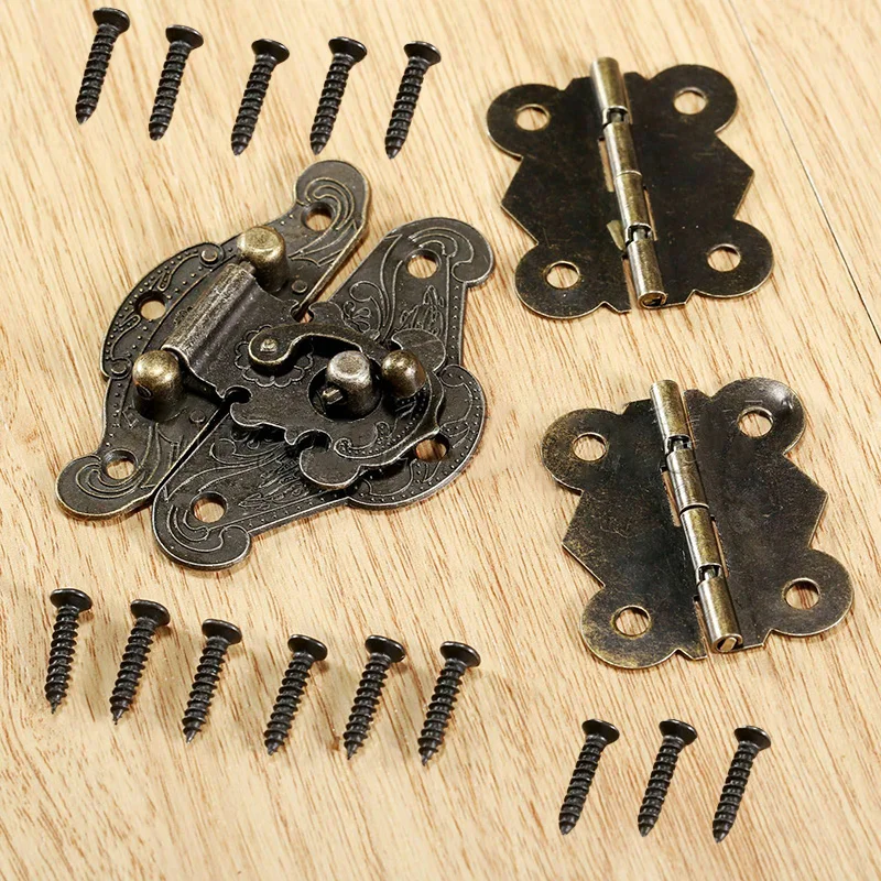 Vintage Butterfly Hinge And Latch Buckle Set Furniture Decoration Antique Wooden Box Iron Hasp With 90 Degree Hinges Screws Trim
Vintage Butterfly Hinge And Latch Buckle Set Furniture Decoration Antique Wooden Box Iron Hasp With 90 Degree Hinges Screws Trim