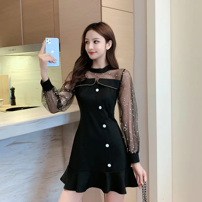 2020 Spring Mesh Patchwork O-Neck Button A-Line Mini Dress M-4XL Empire Elegant Women Regular Long Sleeve Dress Party Vestidos
2020 Spring Mesh Patchwork O-Neck Button A-Line Mini Dress M-4XL Empire Elegant Women Regular Long Sleeve Dress Party Vestidos