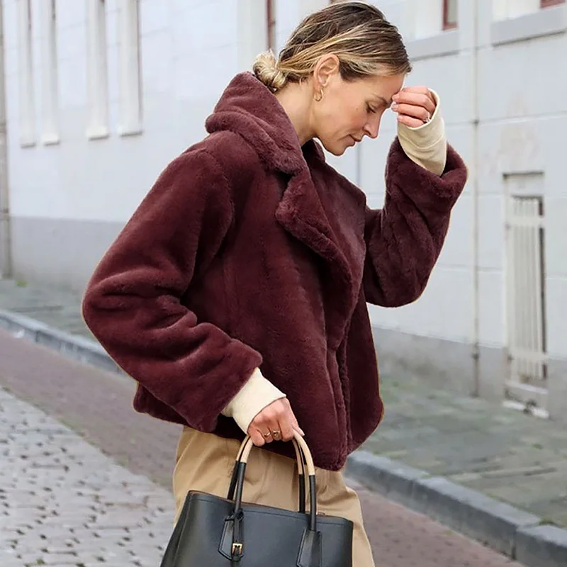 Large Size Women's Jacket 2019 Autumn and Winter Imitation Fur Cardigan Short Plush Jacket Female Manteau Fourrure Femme
Large Size Women's Jacket 2019 Autumn and Winter Imitation Fur Cardigan Short Plush Jacket Female Manteau Fourrure Femme